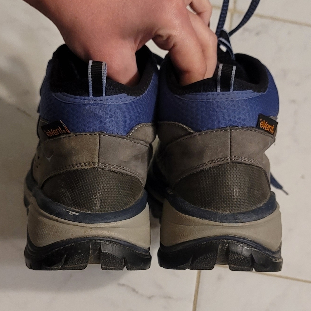 HOKA ONE ONE WOMEN TOR SUMMIT MID WP HIKING BOOTS - Picture 4 of 6